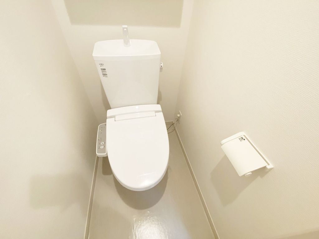 トイレ　トイレ