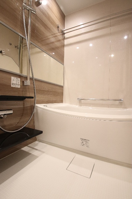 バス・シャワールーム　※別室の参考写真の為、現況優先です。