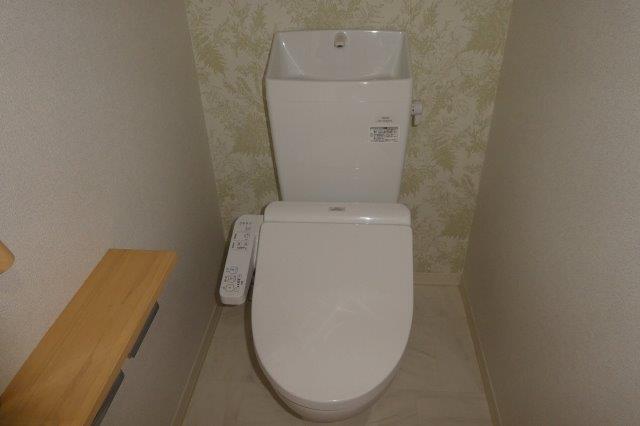 トイレ　ウォシュレット