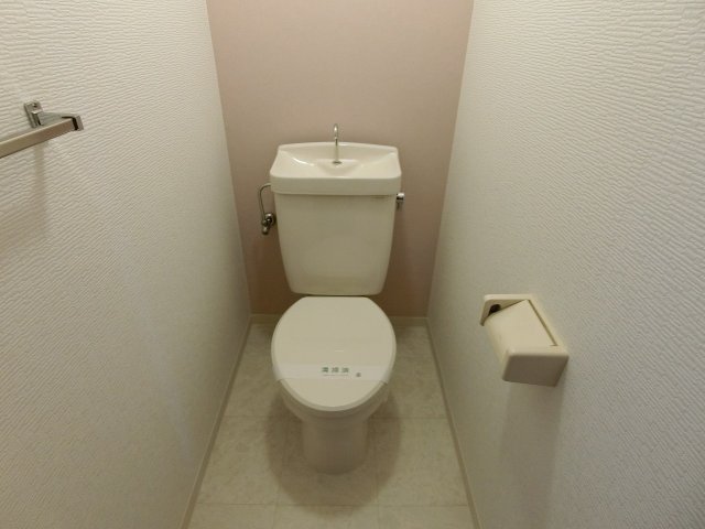 トイレ　別号室参考写真