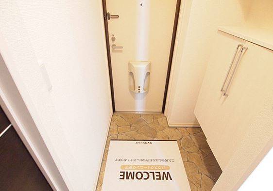 玄関　お客様はこちらでお出迎えです