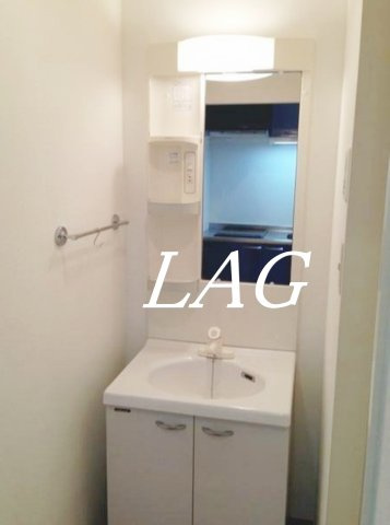 洗面設備　洗面台です。