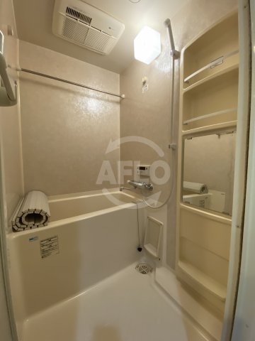 バス・シャワールーム　グラン・セレブ本町　バスルーム