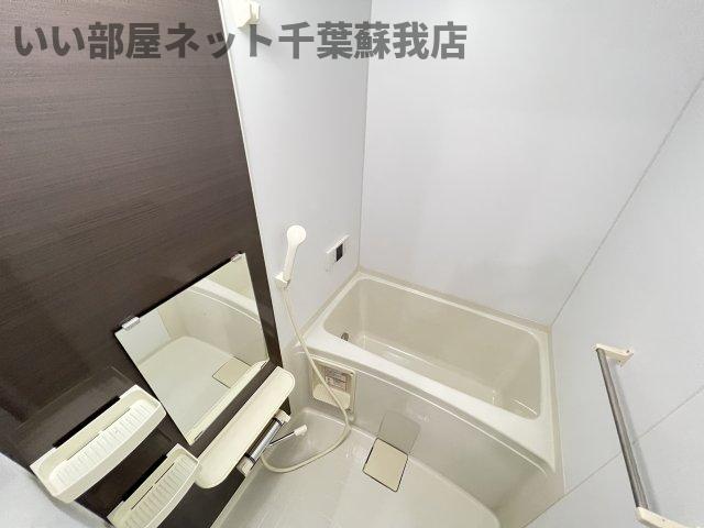 バス・シャワールーム　ゆったり過ごせるお風呂です