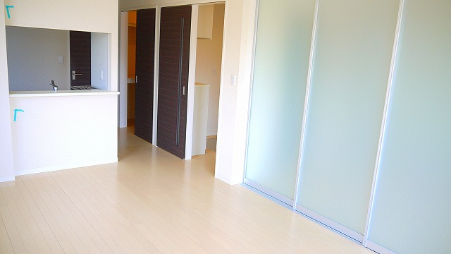 居室・リビング　居間です