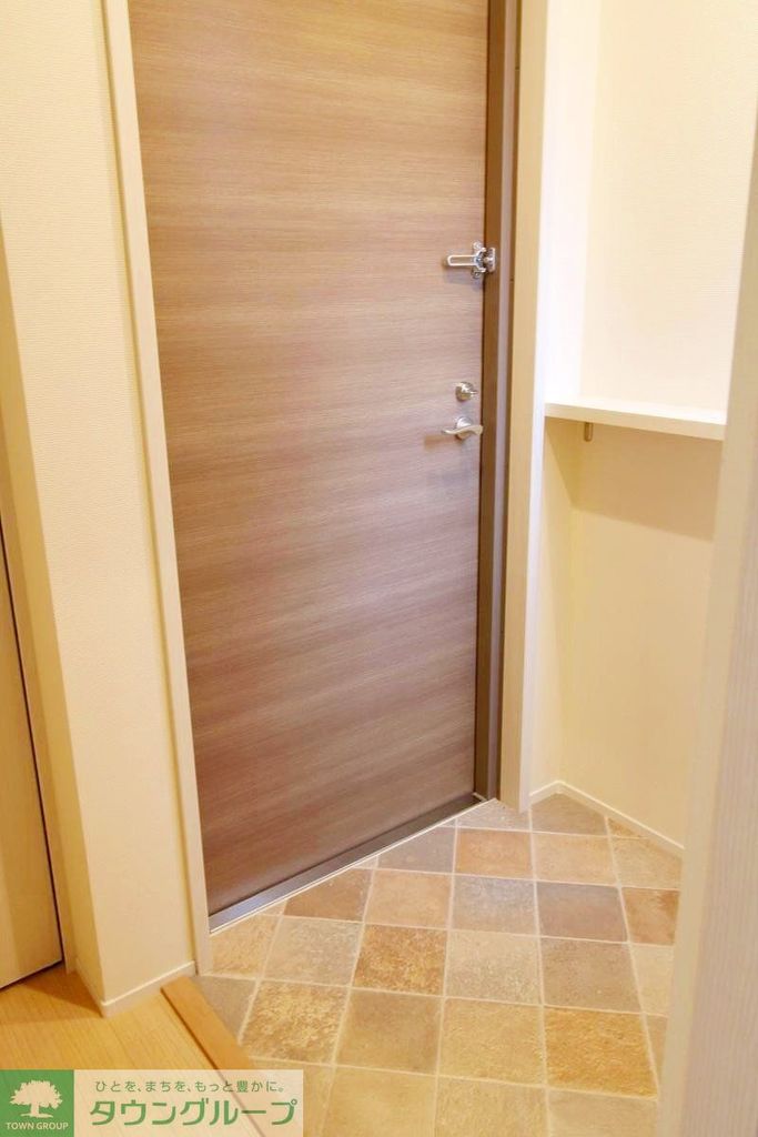 玄関　キッチン