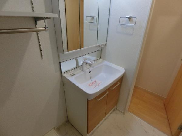 洗面設備　※写真は別のお部屋のイメージです。現状優先。