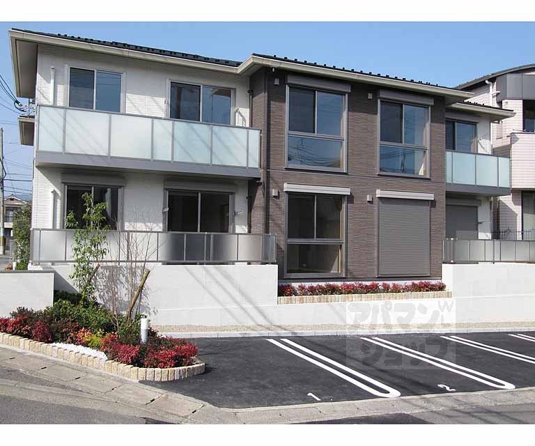 建物外観　シャーメゾンシリーズ最新作登場！