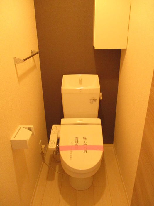 トイレ　※空予定につき別のお部屋の写真になります※