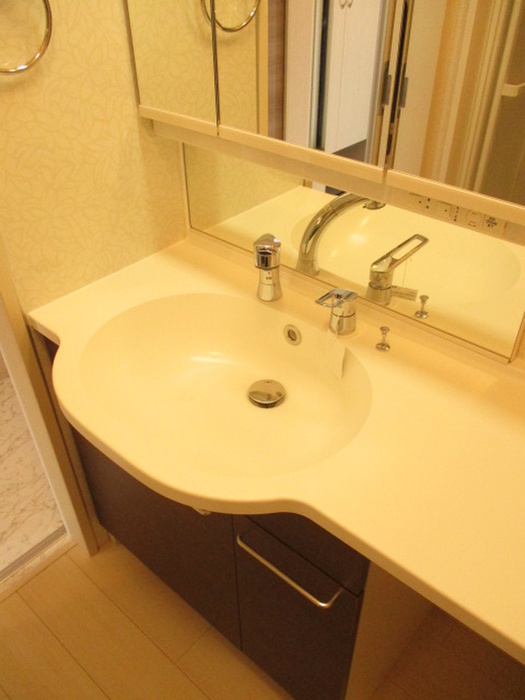 洗面設備　※空予定につき別のお部屋の写真になります※