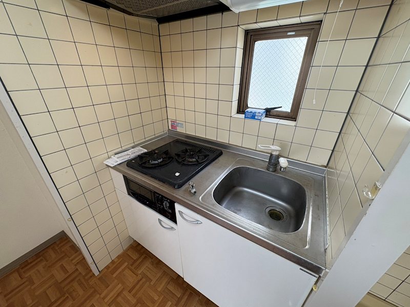 キッチン　別号室の参考写真となります