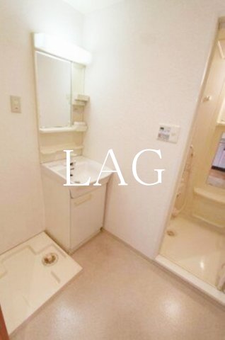 洗面設備　洗面台です。