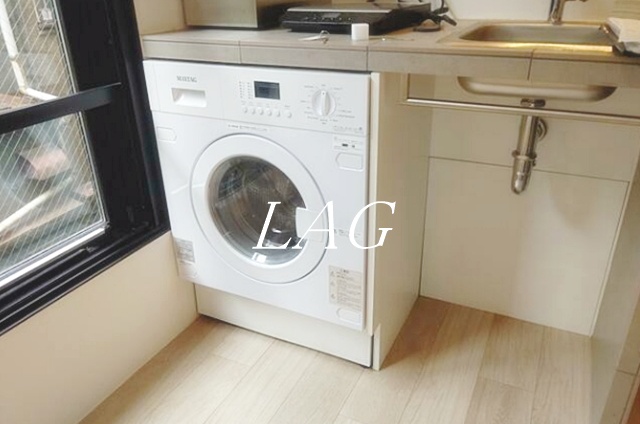 その他設備　ドラム式洗濯乾燥機です。