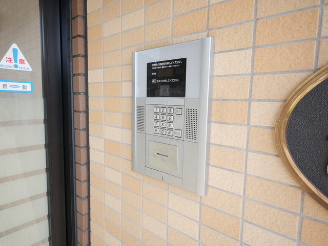エントランス　★オートロックの写真です★