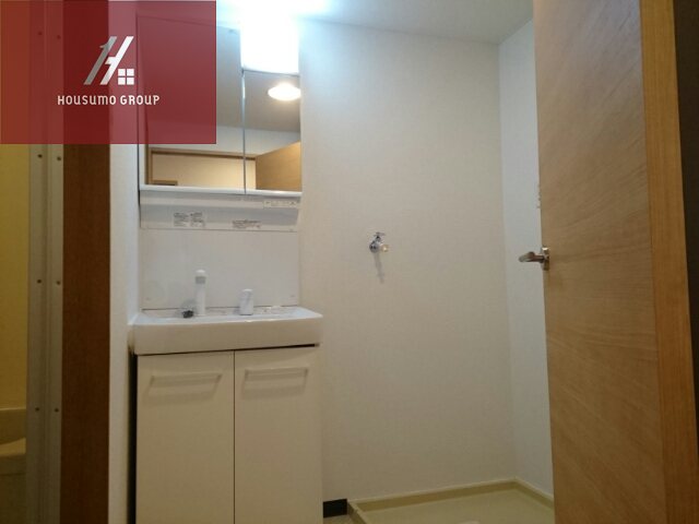 洗面設備　使いやすい洗面所です