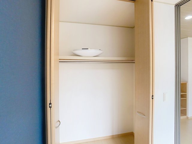 収納　掲載写真は同型モデルを掲載しており実際のお部屋と仕様等が異な