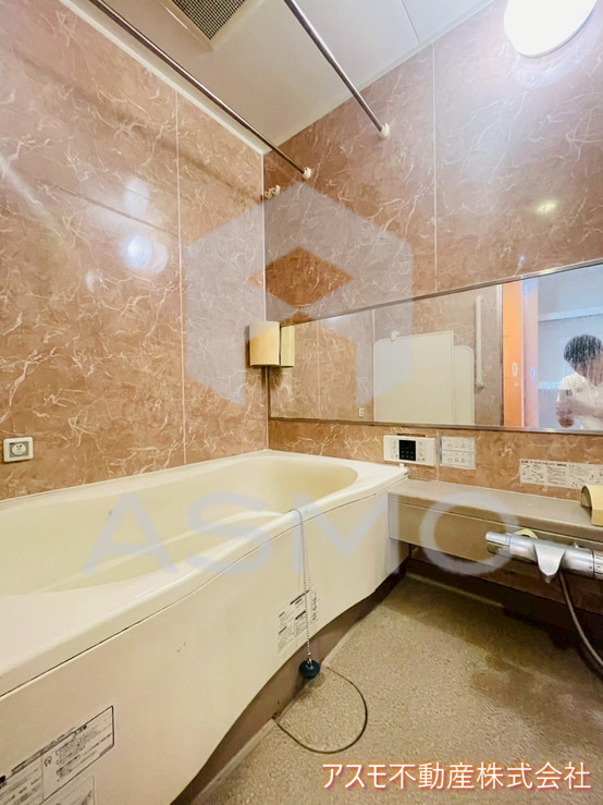 バス・シャワールーム　同マンション別部屋　参考写真