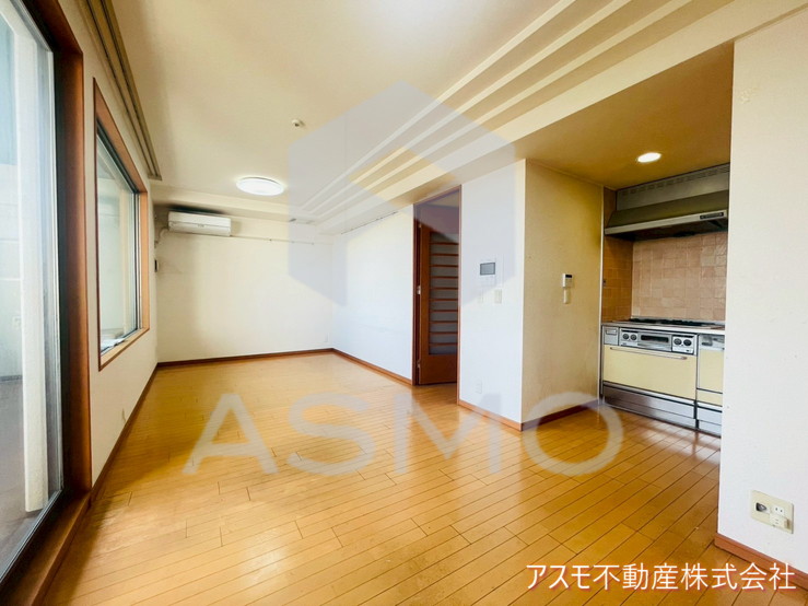 居室・リビング　同マンション別部屋　参考写真