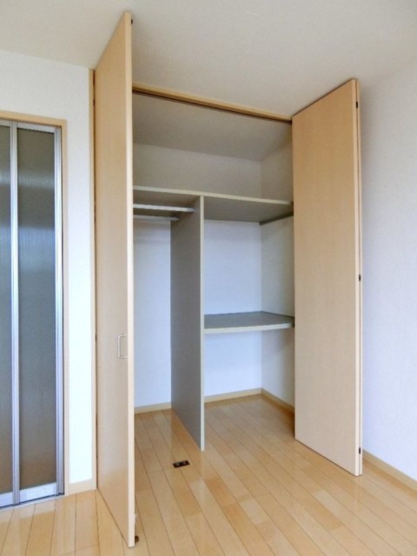 収納　図面と現状に相違がある場合には現状を優先