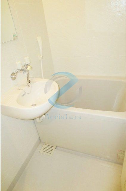 バス・シャワールーム　バス