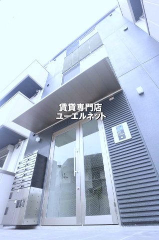 建物外観　シンプルで洗練されたデザインが毎日の暮らしに心地よさをプラス