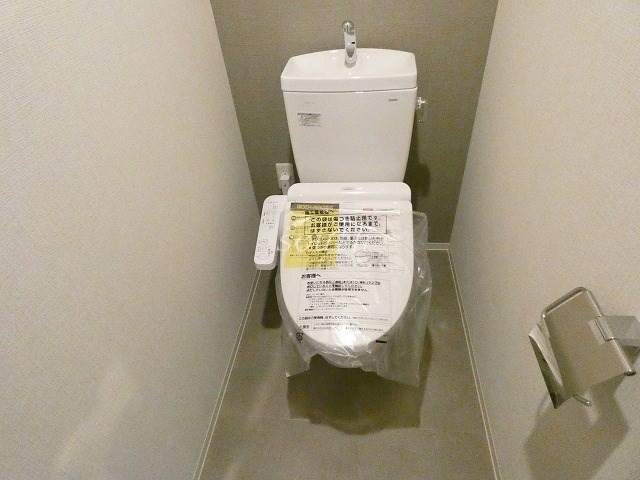 トイレ　ウォシュレット付きのトイレ