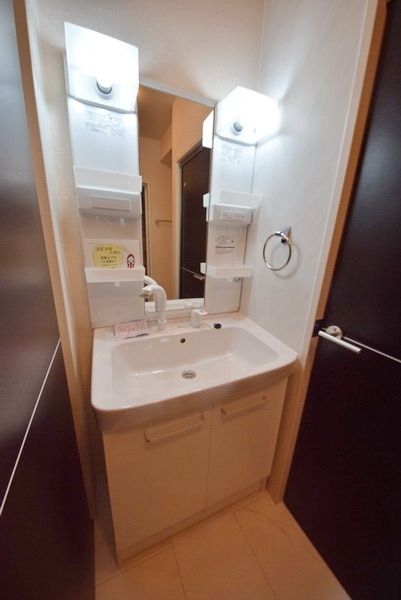 洗面設備　※別号室参考写真です