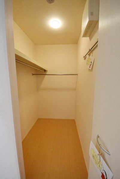 収納　※別号室参考写真です