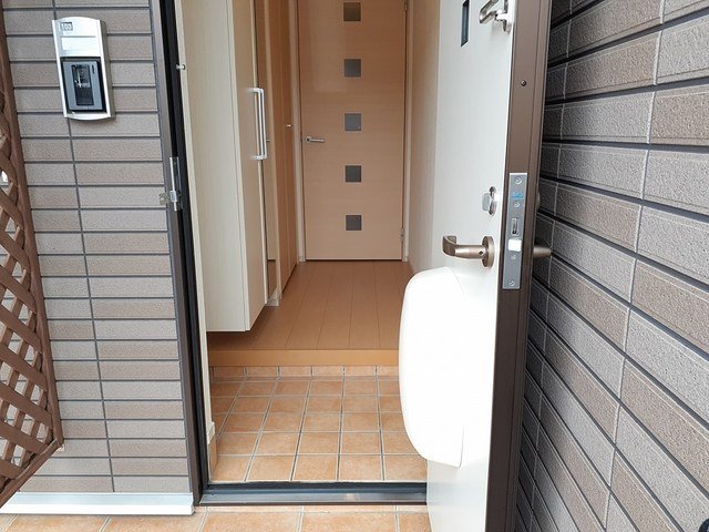 玄関　落ち着いた玄関です
