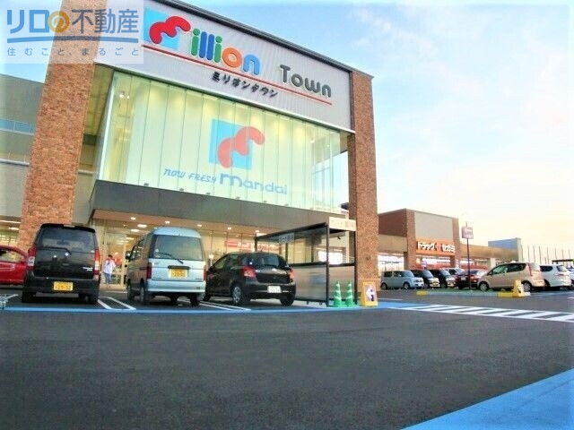 コンビニ　デイリーヤマザキ宝塚安倉中店（コンビニ）まで748m