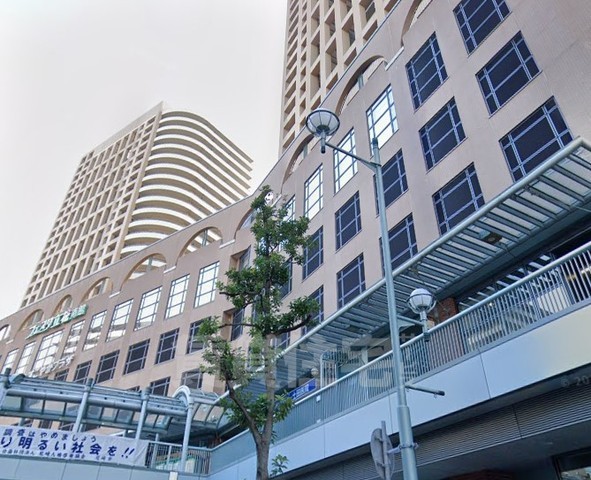 スーパー　立花ジョイタウン（スーパー）まで685m