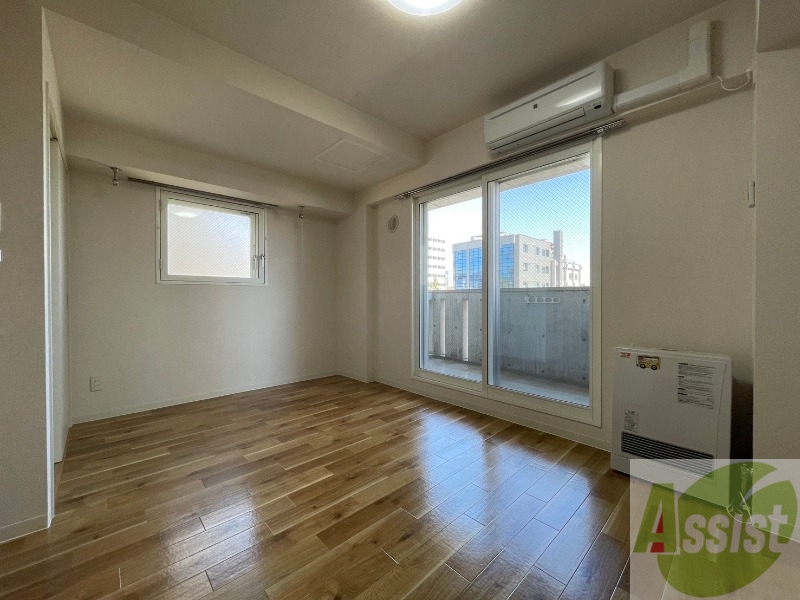 居室・リビング　広くてキレイなお部屋が広がっていて、充実した生活が送れそう。
