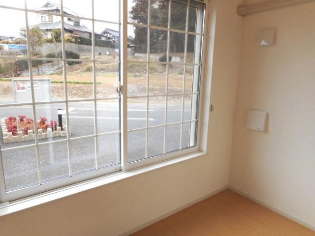 バルコニー　外からの目が気にならないバルコニーで洗濯物が干せます