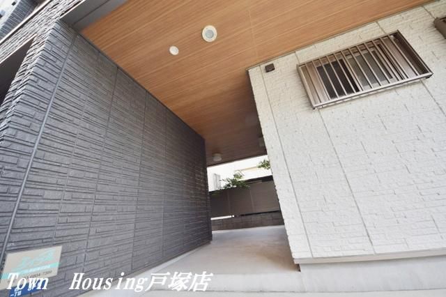 エントランス　★★建物入り口★★