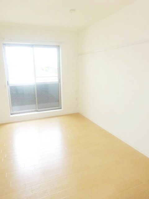 居室・リビング　★★明るいお部屋です★★