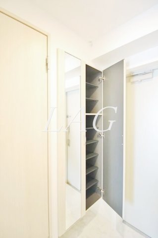 玄関　玄関です。