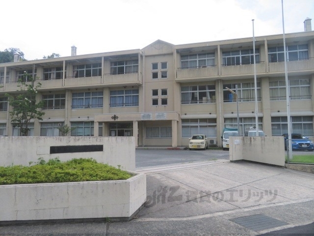 中学校　宮津中学校（中学校）まで1600m