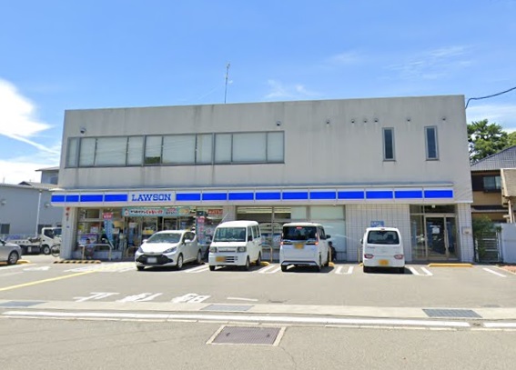 コンビニ　ローソン北本町店（コンビニ）まで304m