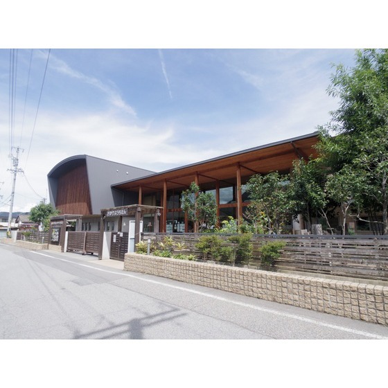 幼稚園・保育園　さゆり幼稚園（幼稚園・保育園）まで369m