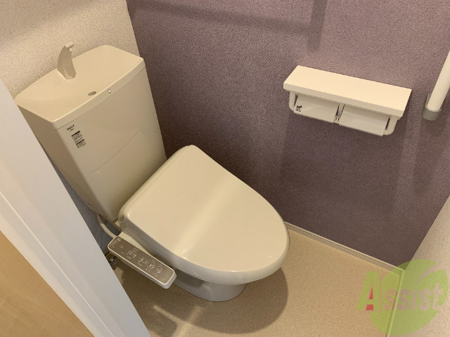 トイレ　ウォシュレット付きのトイレです。シャワートイレは日本の宝。