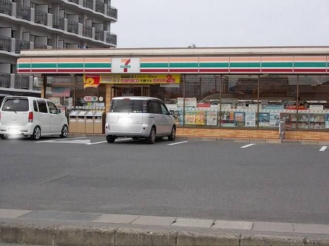 コンビニ　セブンイレブン草津追分町店（コンビニ）まで56m