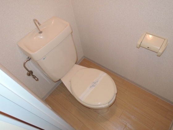 グロリアハイツOZAWAのトイレ写真