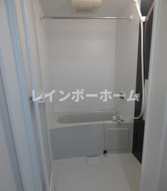 バス・シャワールーム　お風呂で日々の疲れを落としましょう