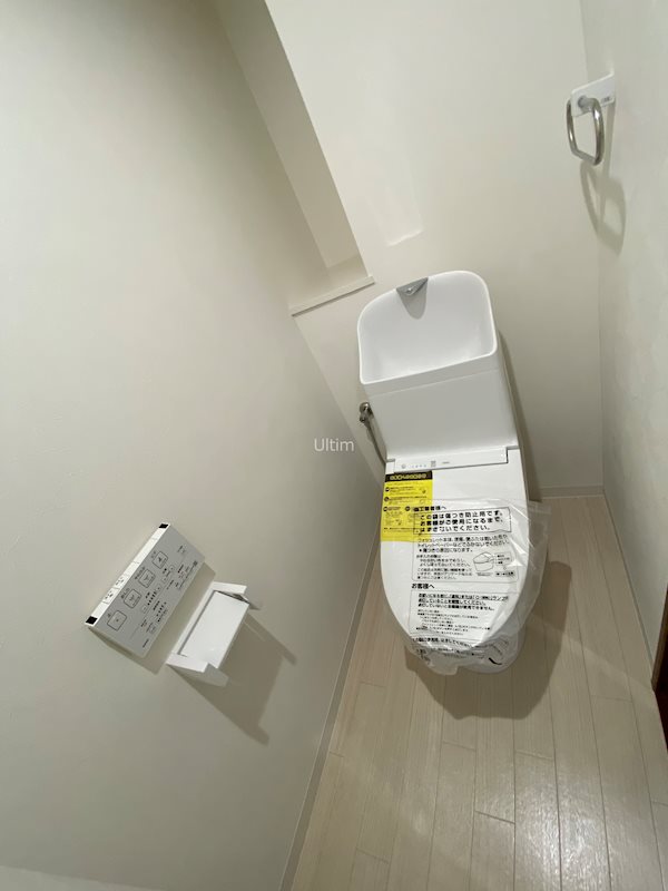 トイレ　別部屋のお写真です。ご参考までに！