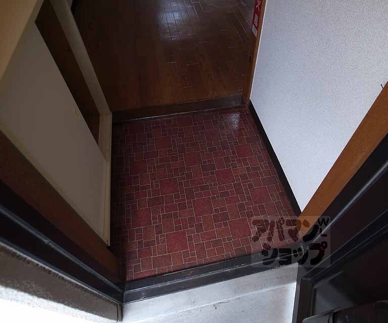 玄関　下駄箱のある玄関です！
