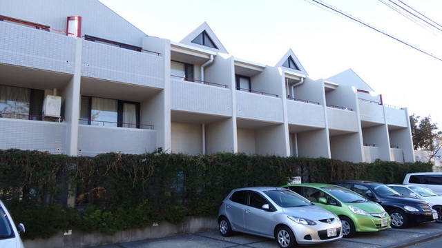 建物外観　デザイン性重視のマンションです