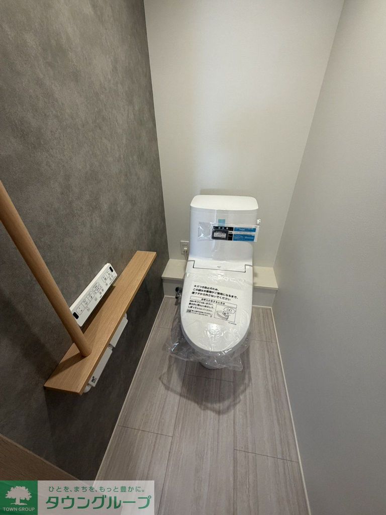 ＪＲ常磐線 新松戸駅 徒歩29分 2階建 新築のトイレ写真