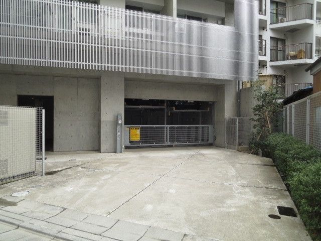 駐車場　★敷地内駐車場！★