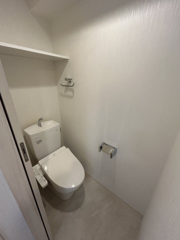 トイレ　清潔感のあるトイレです