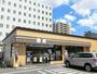 コンビニ　セブンイレブン札幌北7条西12丁目店（コンビニ）まで370m